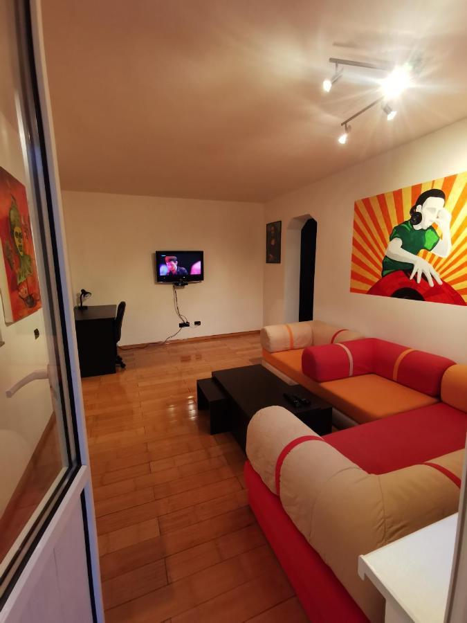 Comfy & Pleasant Apartment 10 Min Walk To Downtown Timişoara Eksteriør bilde
